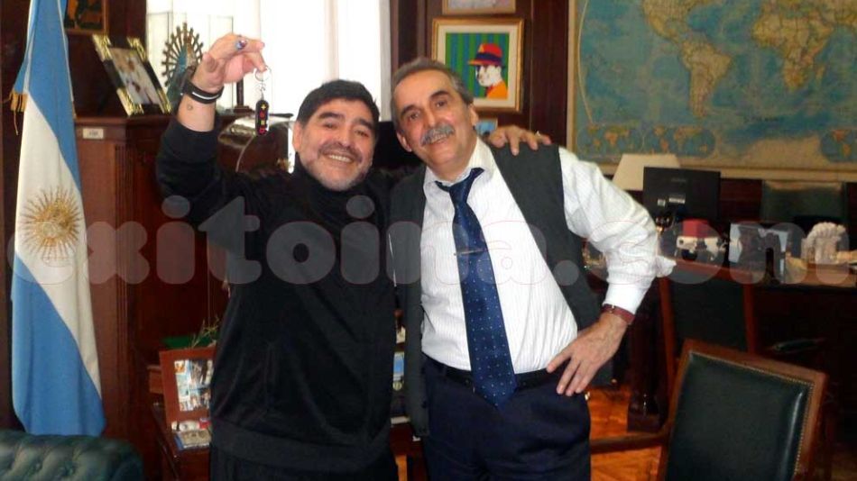 Diego Maradona con Guillermo Moreno | Haceinstantes.net