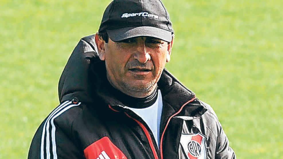 Egos. El del técnico no admite competencias. Ni en el plantel ni con los dirigentes.