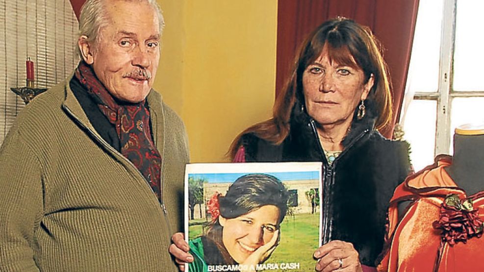 Juntos. Los padres trabajan 19 horas por día en el caso.