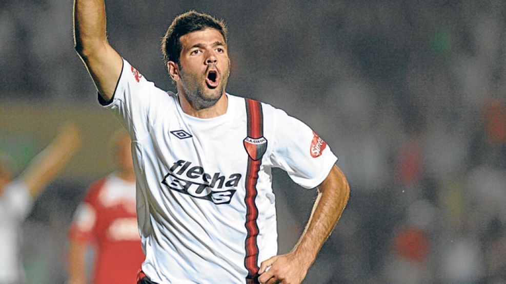 Que siga la fiesta. Gigliotti llega a Boca, que ya tenía el puesto cubierto. Teo Gutiérrez, cotizado en 8 millones de dólares, es la obsesión de Ramón Díaz. San Lorenzo presentó cuatro refuerzos.