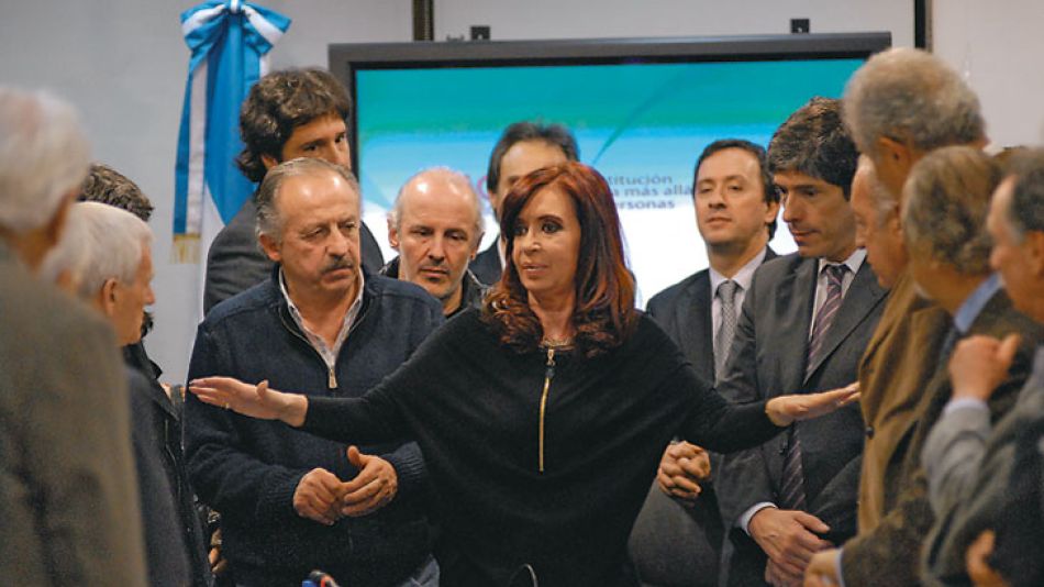 Anuncio por dos. La Presidenta cerró el consejo del salario mínimo decretando la devolución de Ganancias. Lo que viene.