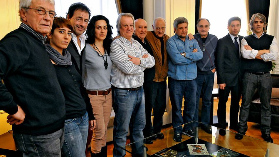 JUNTOS. Sagai en bloque reconoce que recauda para España, México y Brasil. Se pidió ver las actas, pero no las mostraron.