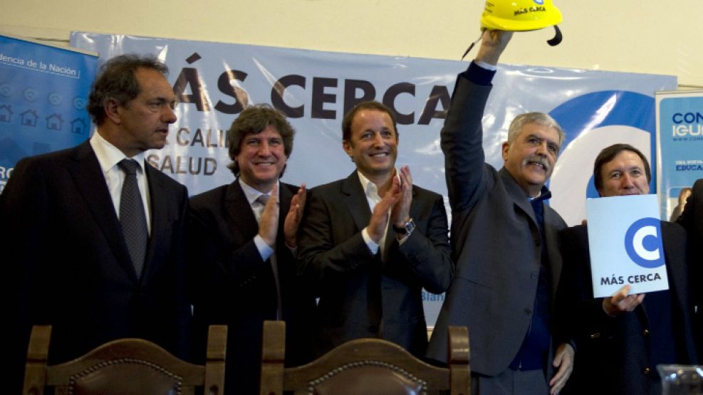 El principal candidato K en Provincia, Martín Insaurralde, en Bahía Blanca con Daniel Scioli y Amado Boudou.