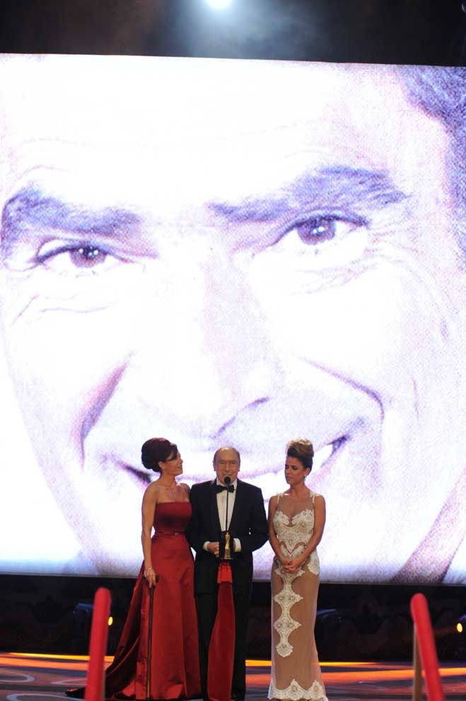 Homenaje a Juan Carlos Calabró