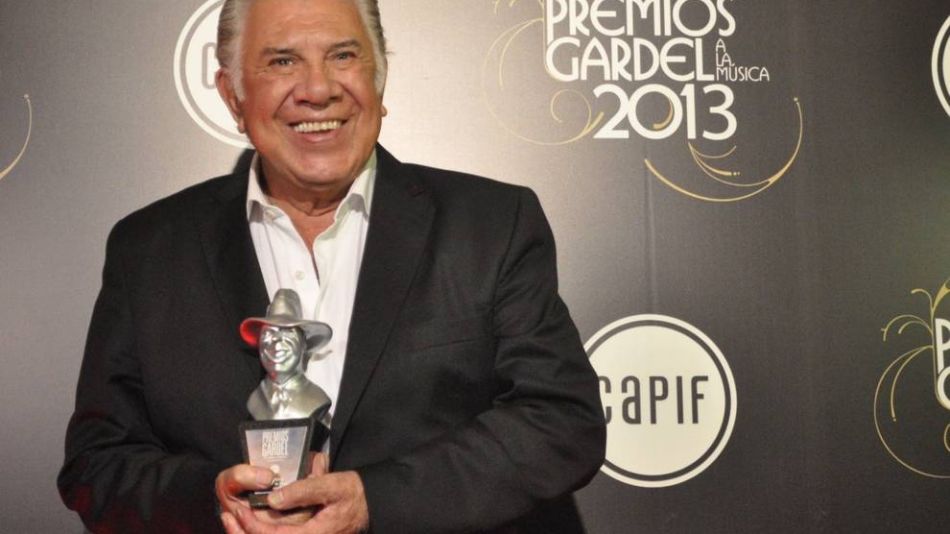 Raúl Lavié ganó el Carlos Gadel por mejor álbum orquesta de tango e instrumental, junto con el Sexteto Mayor