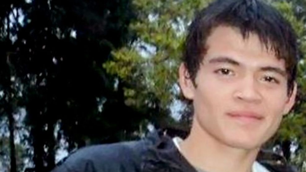 La policía presume que Jonatan Puente, de 20 años, habría ingresado a robar a la quinta usada como casa de fin de semana por una familia.
