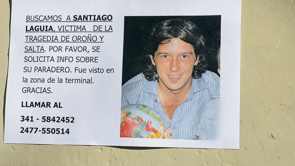 Afiche. Santiago Laguía es rastrillado por toda la ciudad.