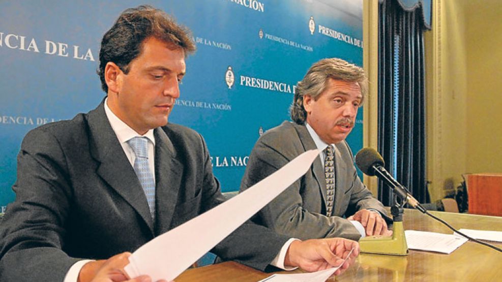 Con Cristina: Massa y Alberto Fernández en 2009.