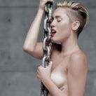 Miley Cyrus desnuda (18)