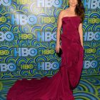 Linda Cardellini (2)