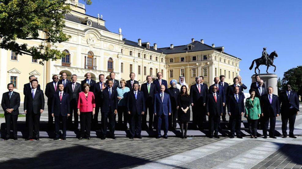 La clásica "foto familiar" de los presidentes reunidos en la reunión del G20 en Rusia. 