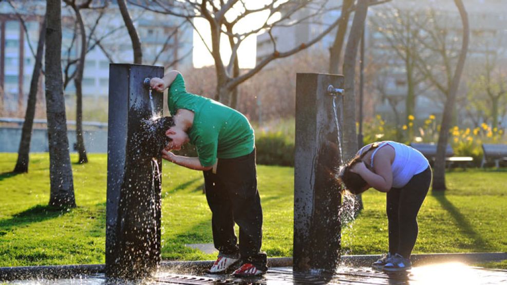 La ola de calor tomó por sorpresa a los porteños en pleno invierno.