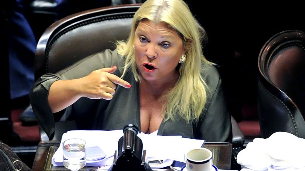 Verborrágica, como siempre, Carrió también nombró a ministro de CFK que están en la pelea por el PJ.