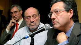 Nelson Castro, Alfedo Leuco y Ceferino Reato presentaron ¡Viva la Sangre! en el Ateneo Splendid.