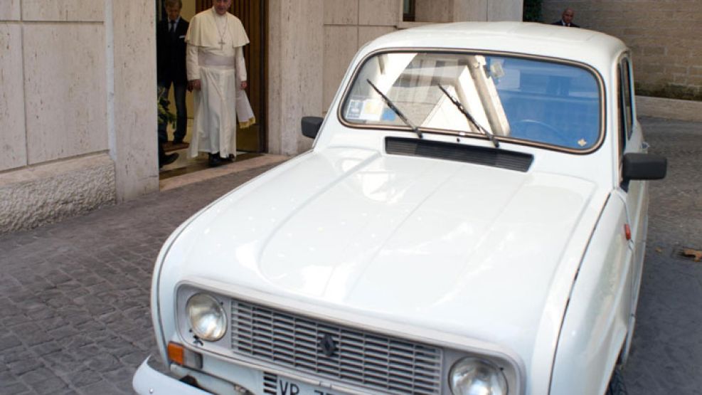 Símbolo. "Es un auto noble y coincide con la personalidad de Francisco", dice una fan del modelo.