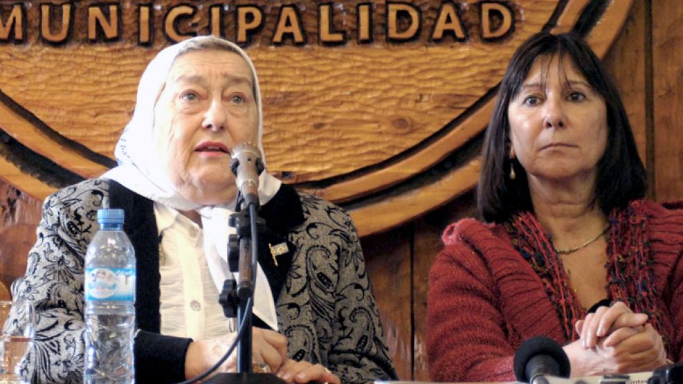 Hebe y Felisa. Ahora la exministra debe irse de la Fundación.