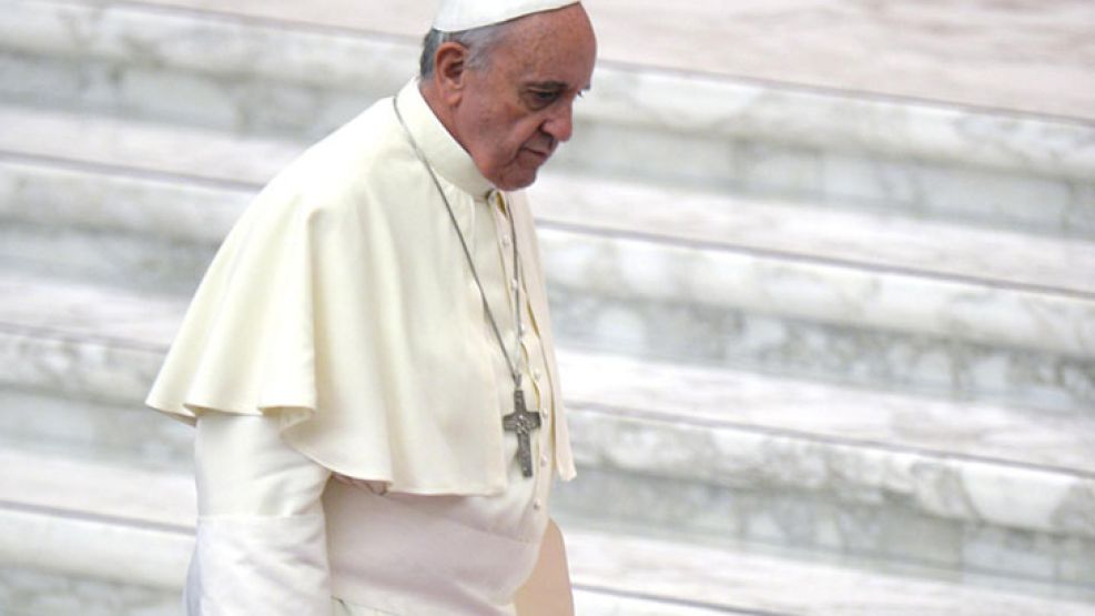 Bergoglio recorrió esta semana la Plaza de San Pedro. El Papa impulsa más reformas.