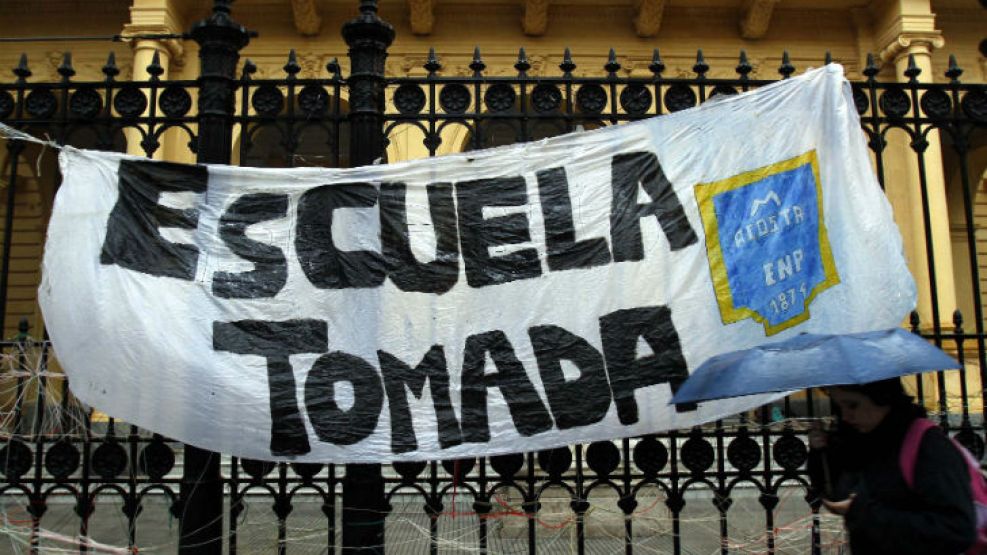 Los estudiantes porteños pusieron pausa a las medidas de fuerza para abrir el diálogo con Sileoni y Bullrich. Prometen cortes de calles.