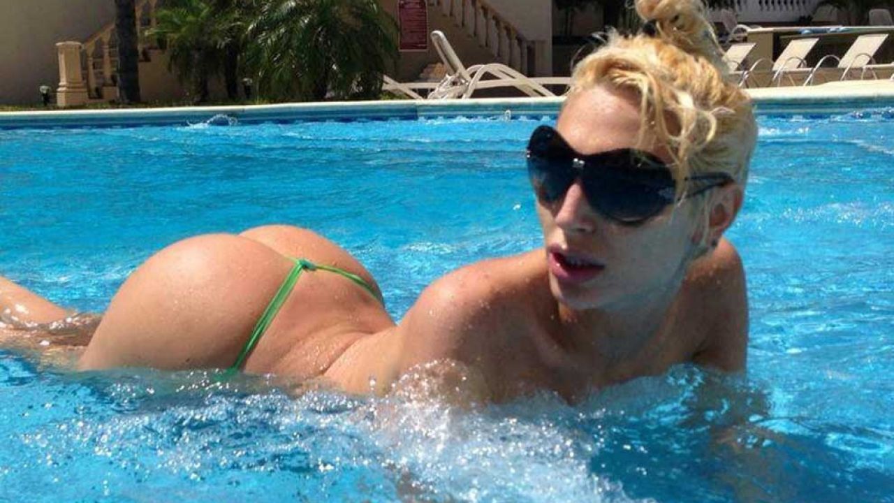 Vicky Xipolitakis, muy hot en Formosa | Exitoina