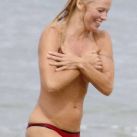 Pamela Anderson topless (9)