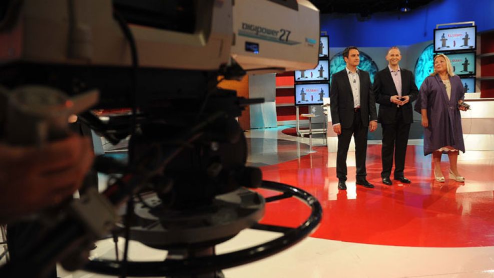 El debate en el programa "A dos voces" de TN entre los candidatos a diputados por la Capital Elisa Carrió, Sergio Bergman y Juan Cabandié.