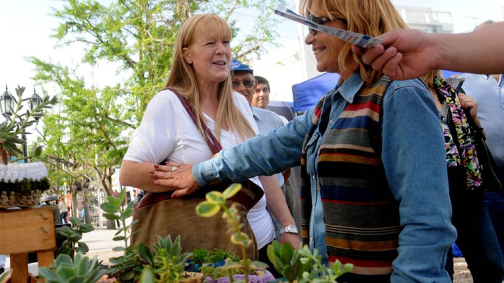 Recorrida. Margarita en distritos aliados al intendente de Tigre.