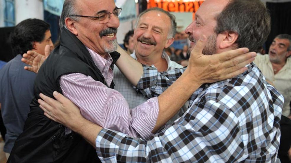 Carlos Tomada, Hugo Yasky y Martín Sabbatella. Los tres aseguraron que los trabajadores del Grupo Clarín no perderán sus empleos por la aplicación de la Ley de Medios.