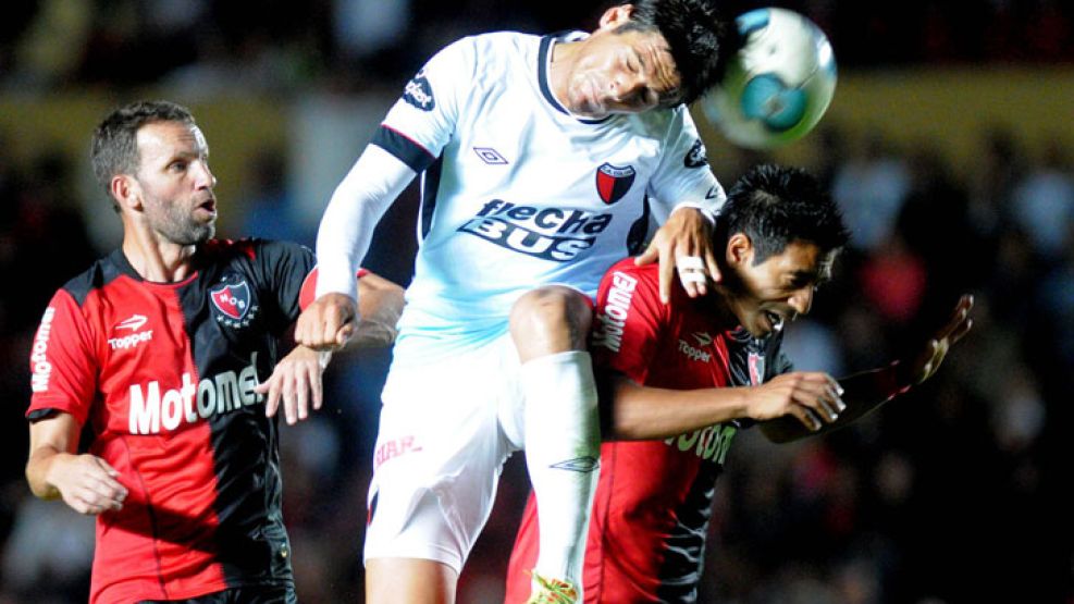 En las alturas. Prediger les gana a Figueroa y Bernardi. El campeón y el que era penúltimo armaron un partidazo en Santa Fe.