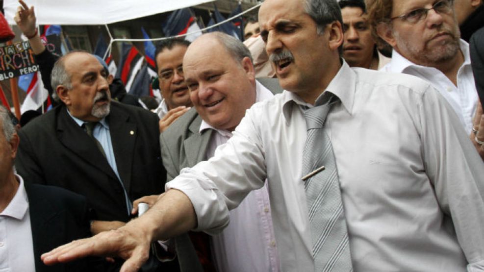 Guillermo Moreno recibió de regalo un perro Bulldog