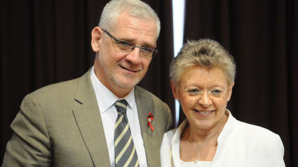 Expertos. Julio Montaner y Francoise Barré- Sinoussi.