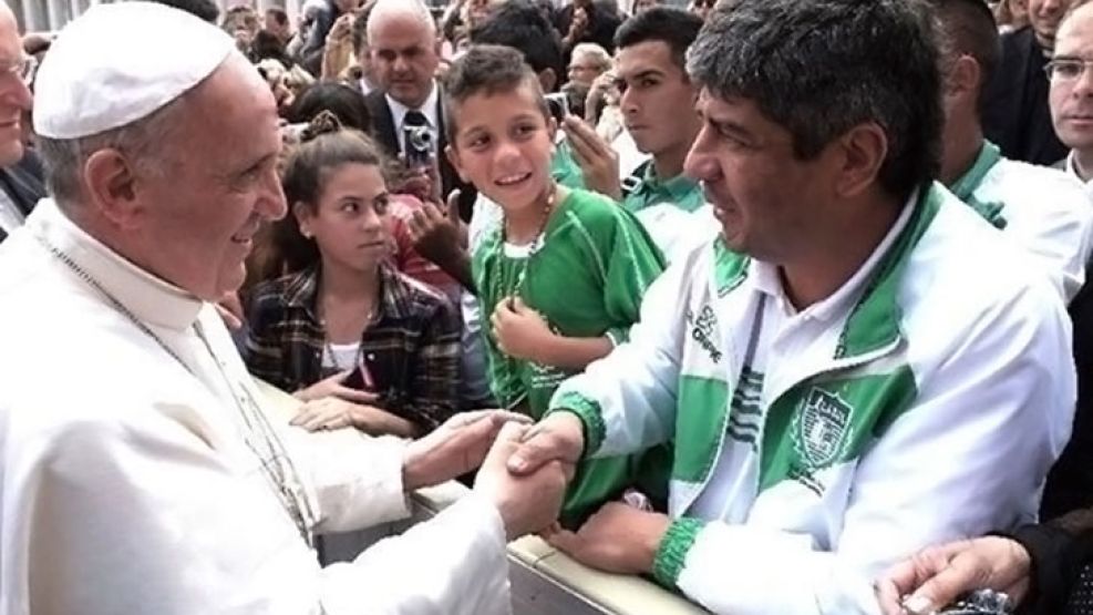 Con Pablo Moyano, en una de sus recorridas en el Vaticano.