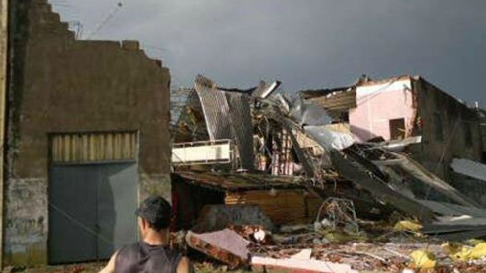 El temporal arrasó Chivilcoy. El intendente aseguró que "la ciudad quedó devastada".