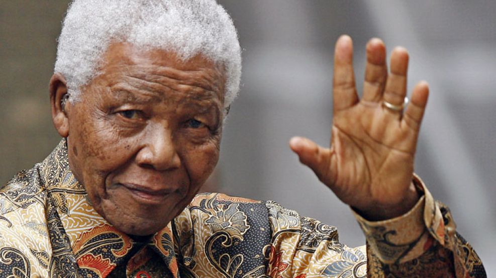 El líder sudafricano murió a los 95 años tras una larga infección pulmonar.