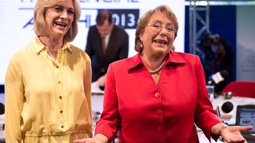 Cruce. Bachelet y Matthei buscan un triunfo el 15 de diciembre.
