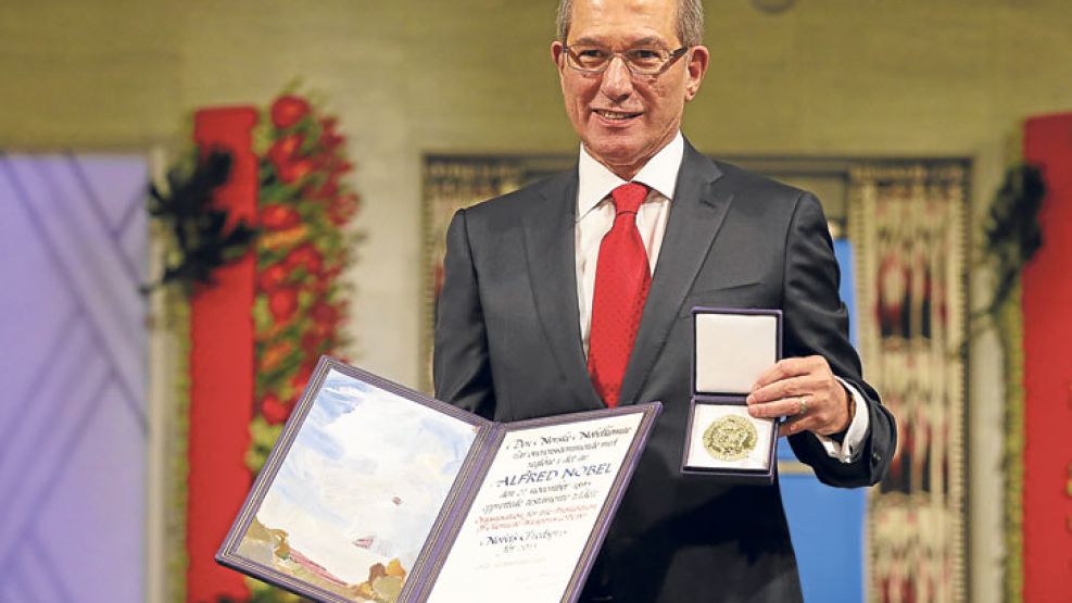 Ahmet Uzumcu, titular de la Organización para la Prohibición de Armas Químicas, que fue ganadora del Nobel de la Paz.