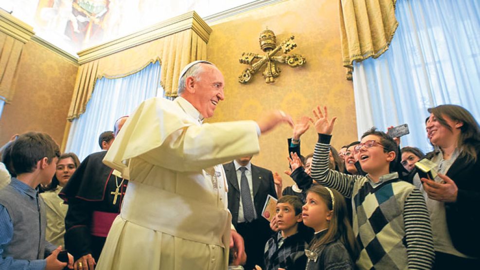 Fiesta. Bergoglio celebró esta semana su cumpleaños y ya está organizando la próxima Navidad.