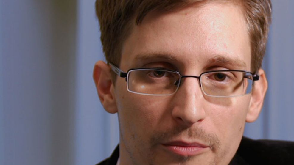 Hablo el topo. “Para mi, en términos de satisfacción personal, la misión ya está cumplida”, dijo Snowden. “Yo gané –agregó–. Porque yo no quería cambiar a la sociedad. Quería que pudiera cambiarse a s
