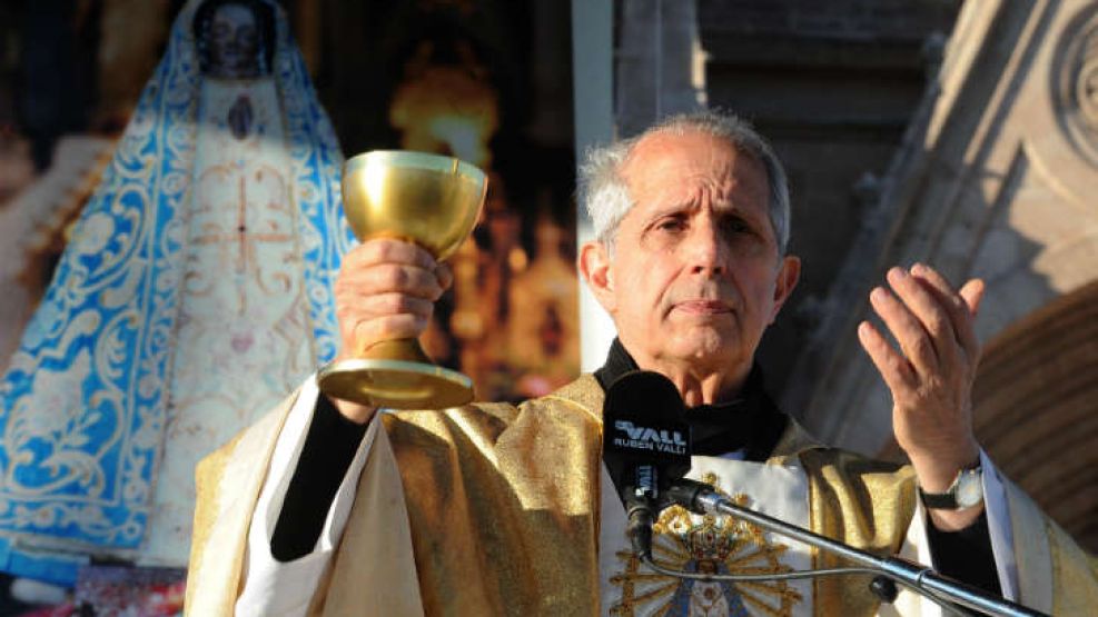 Mario Aurelio Poli fue nombrado cardenal por el Papa Francisco.