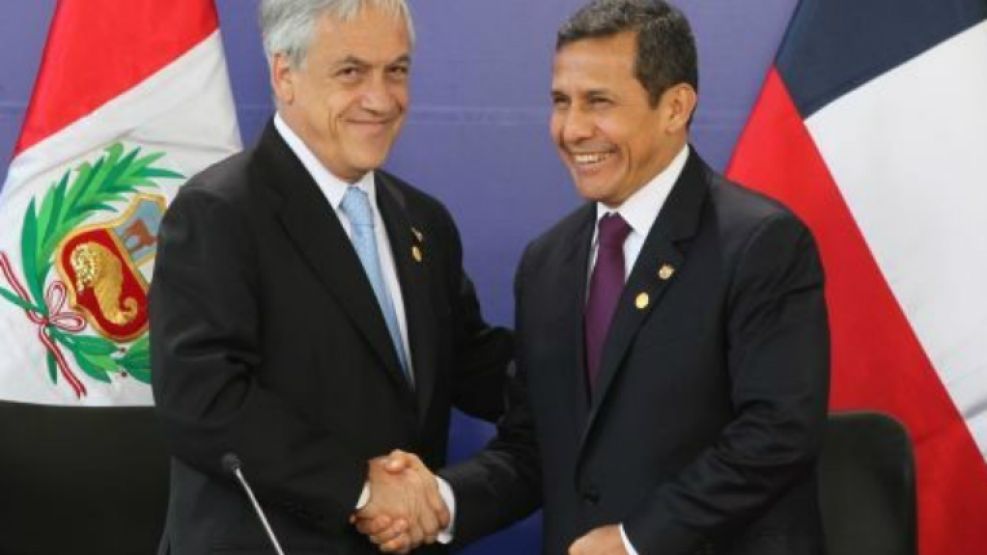 El presidente de Chile, Sebastián Piñera, y su par peruano, Ollanta Humala.