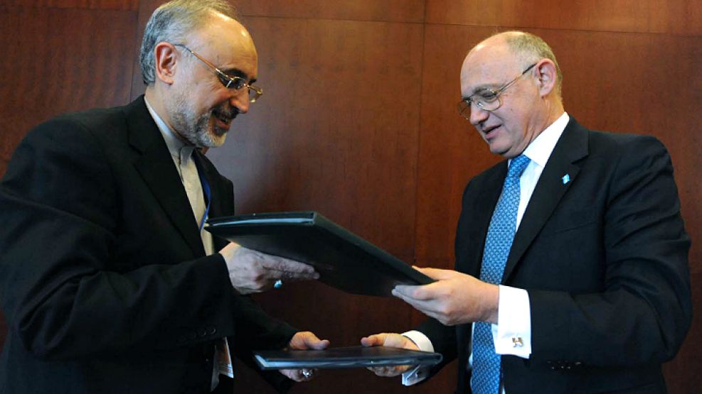 Timerman se enfrentó con las asociaciones judías del país por el pacto con Irán. 