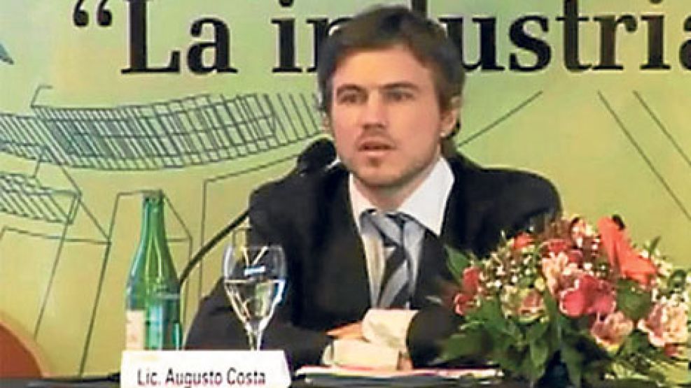 Augusto Costa, secretario de Comercio 