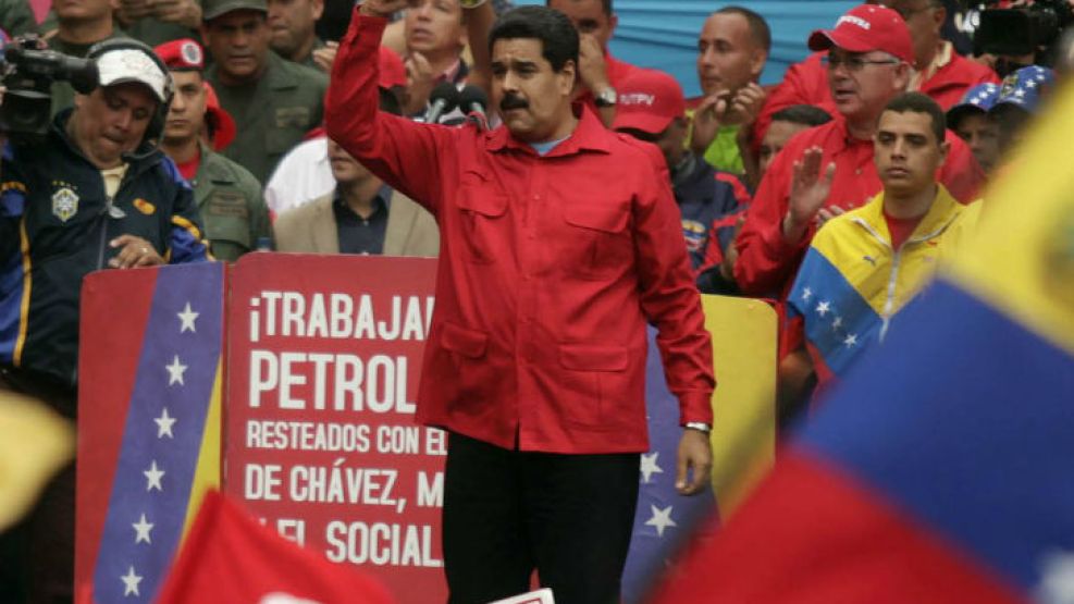 Nicolás Maduro luego de su discurso. 