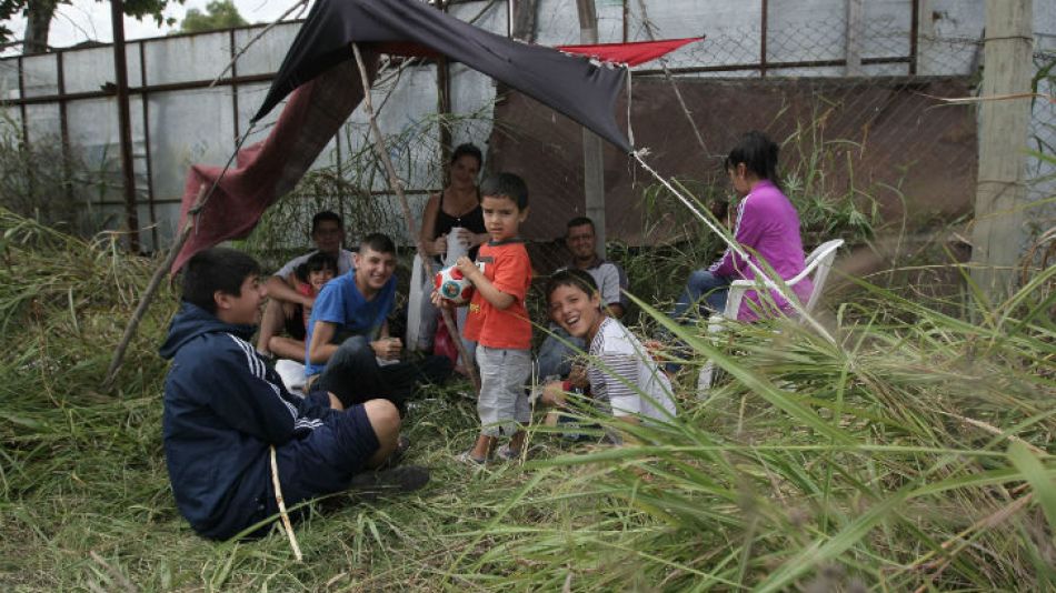 Un muerto por nuevas tomas en Villa Soldati, cerca del Indoamericano.