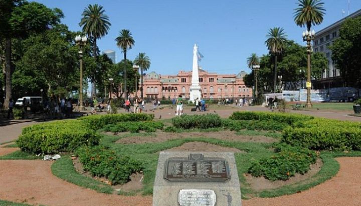 plaza-de-mayo