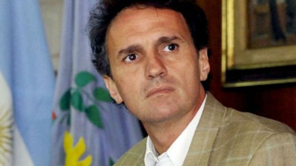 El intendente de San Martín se quejó por las medidas de seguridad "espasmódicas y erráticas" del Gobierno. 