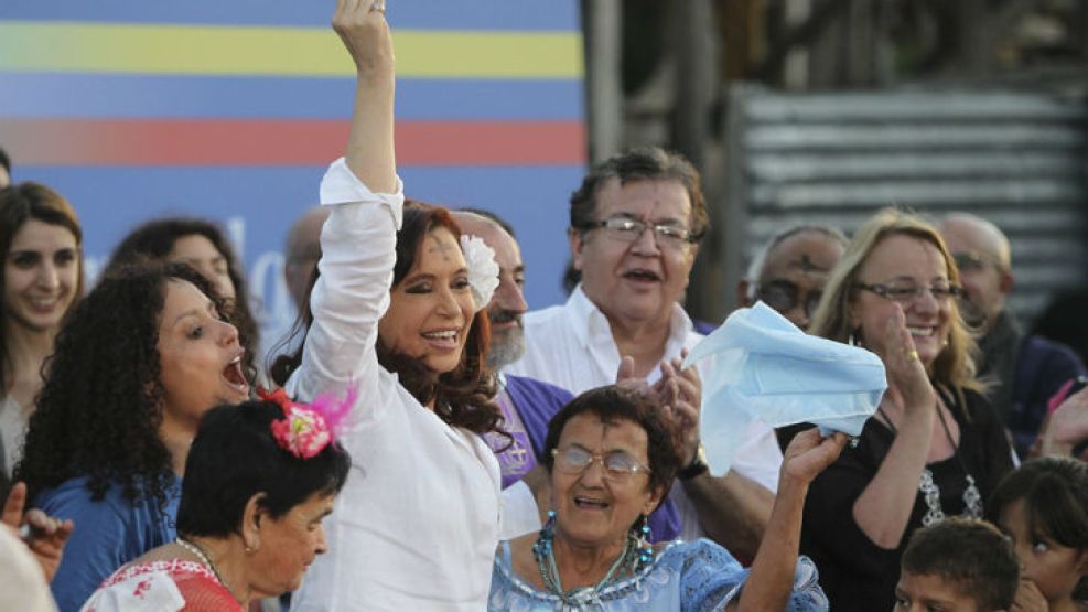 Cristina Fernández de Kirchner en la ceremonia religiosa. | Foto: EFE