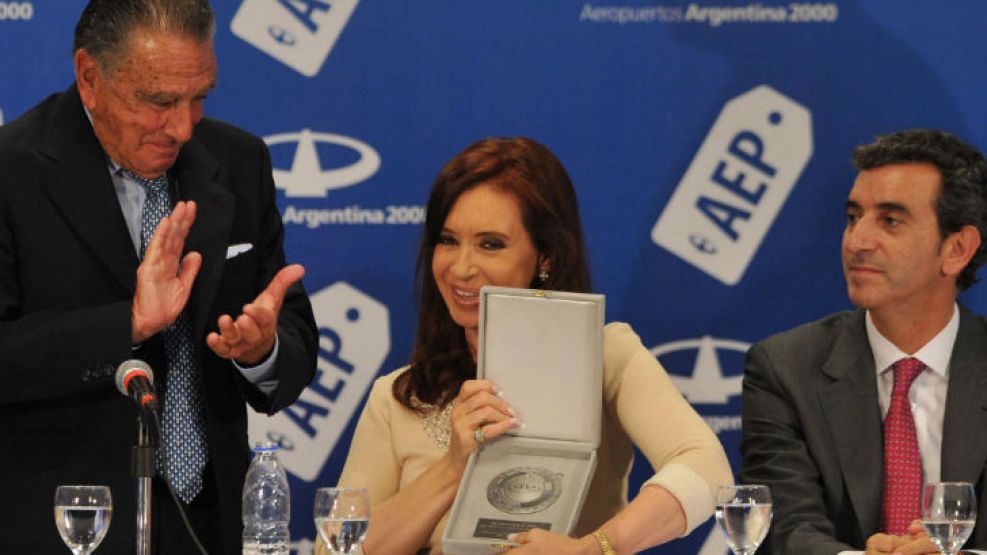 Para la Presidenta, la inauguración de los nuevos edificios del aeropuerto, "ponen a la Argentina a primer nivel mundial".