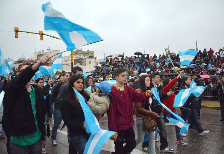 Diferentes actos en conmemoración del Día del Veterano de Guerra y caídos en Malvinas se realizaron en diversos puntos del país. 