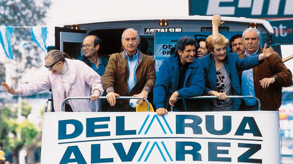 En 1999, De la Rúa llegó al Gobierno por la Alianza UCR-FREPASO.
