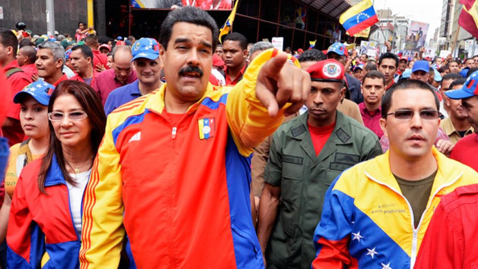 Compañero. Antes de secundar a Maduro, Arreaza integró el círculo íntimo de su suegro, Chávez.